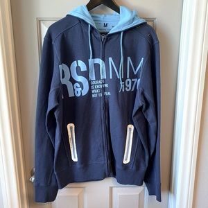 NWT PRIVATE MEMBER Blue Zip Front Hoodie Sweater with Graphic Print SZ M